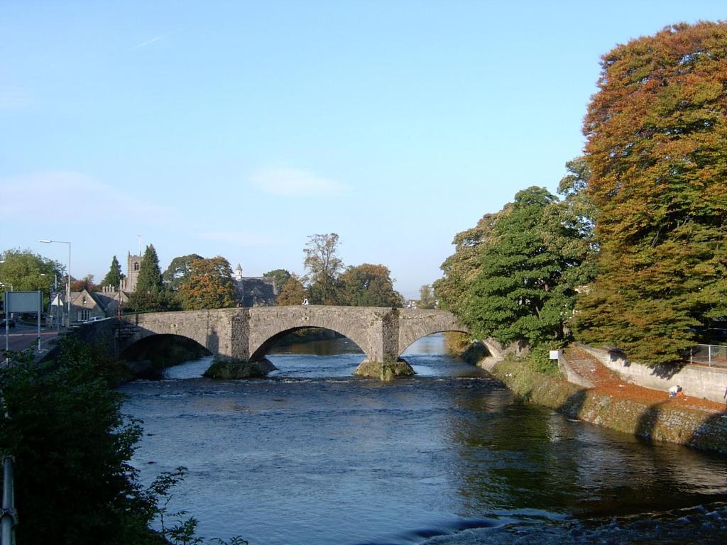 Lyndhurst Guest House Kendal Exterior foto